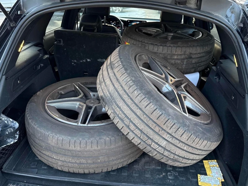 Mercedes-Benz GLC 300 2020 * CARFAX * БЕЗ ПЪРВОНАЧАЛНА ВНОСКА, снимка 10 - Автомобили и джипове - 53043380