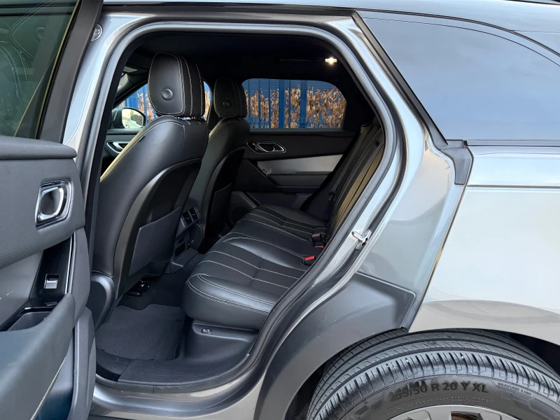 Land Rover Range Rover Velar R-Dynamic* Meridian* Digital* Подгрев* ПълСервИСТО, снимка 11 - Автомобили и джипове - 53340498