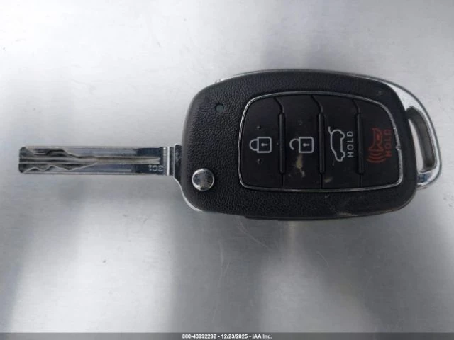 Hyundai Tucson 54к км* Камера* Hil assist* Подгрев* Круиз Контрол, снимка 12 - Автомобили и джипове - 53079200