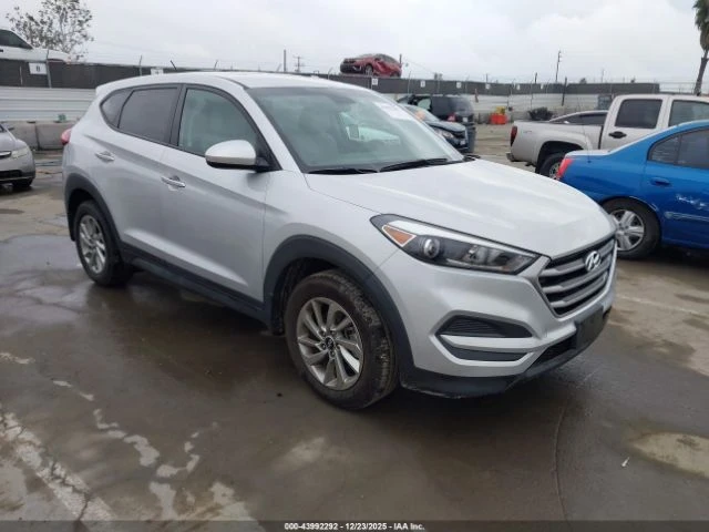 Hyundai Tucson 54к км* Камера* Hil assist* Подгрев* Круиз Контрол - изображение 2