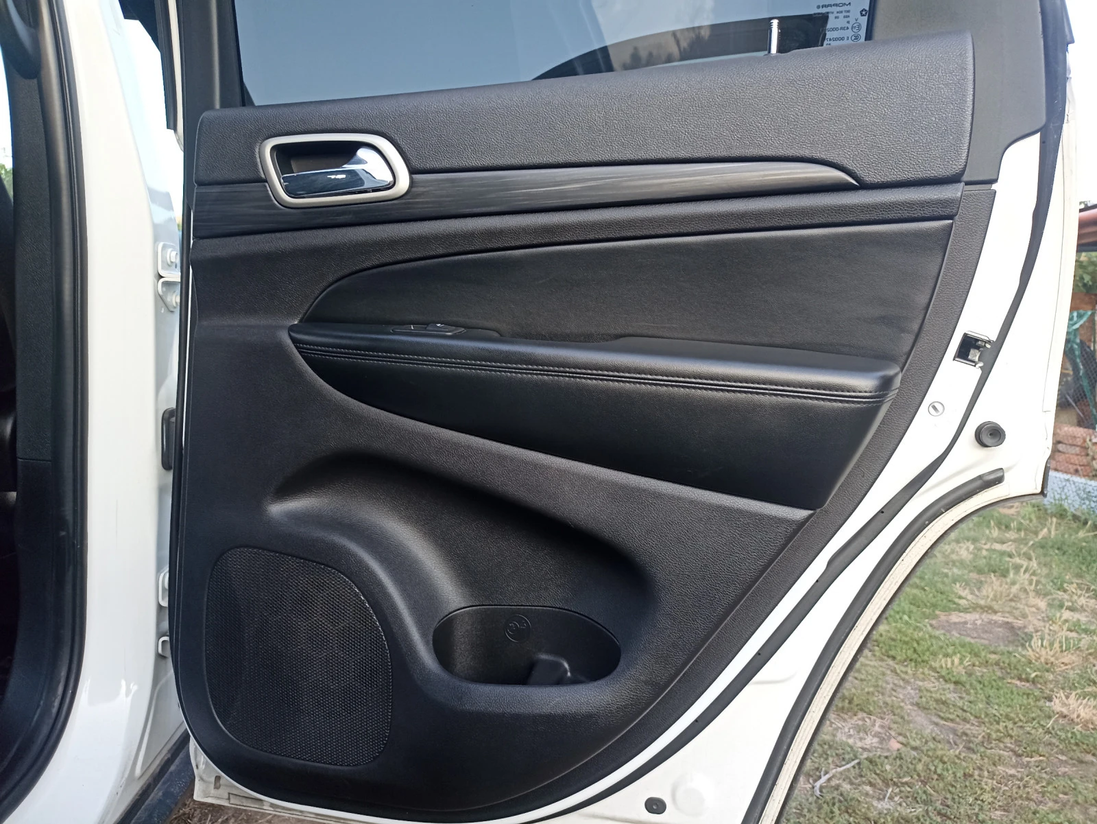 Jeep Grand cherokee LAREDO E | Mobile.bg   11