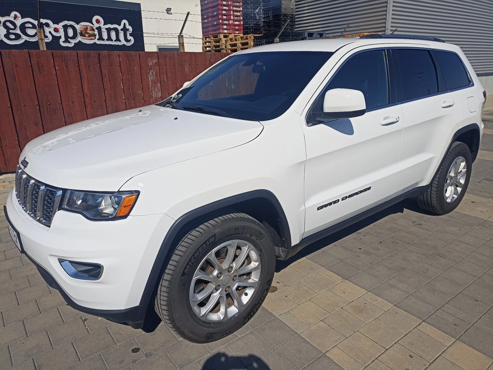 Jeep Grand cherokee LAREDO E - изображение 4