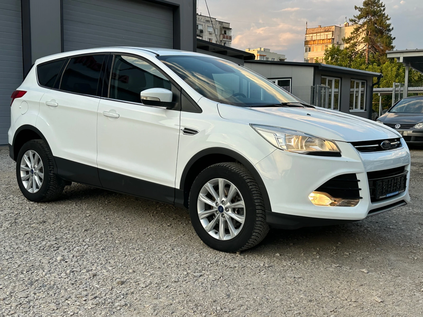 Ford Kuga 2.0TDCI* Avtomat* Navi* TOP - изображение 4