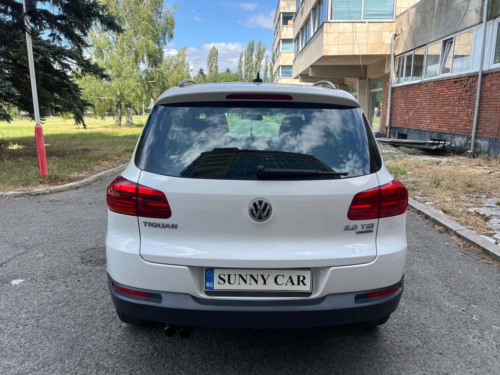 VW Tiguan 2.0 TSI 4MOTION - изображение 5