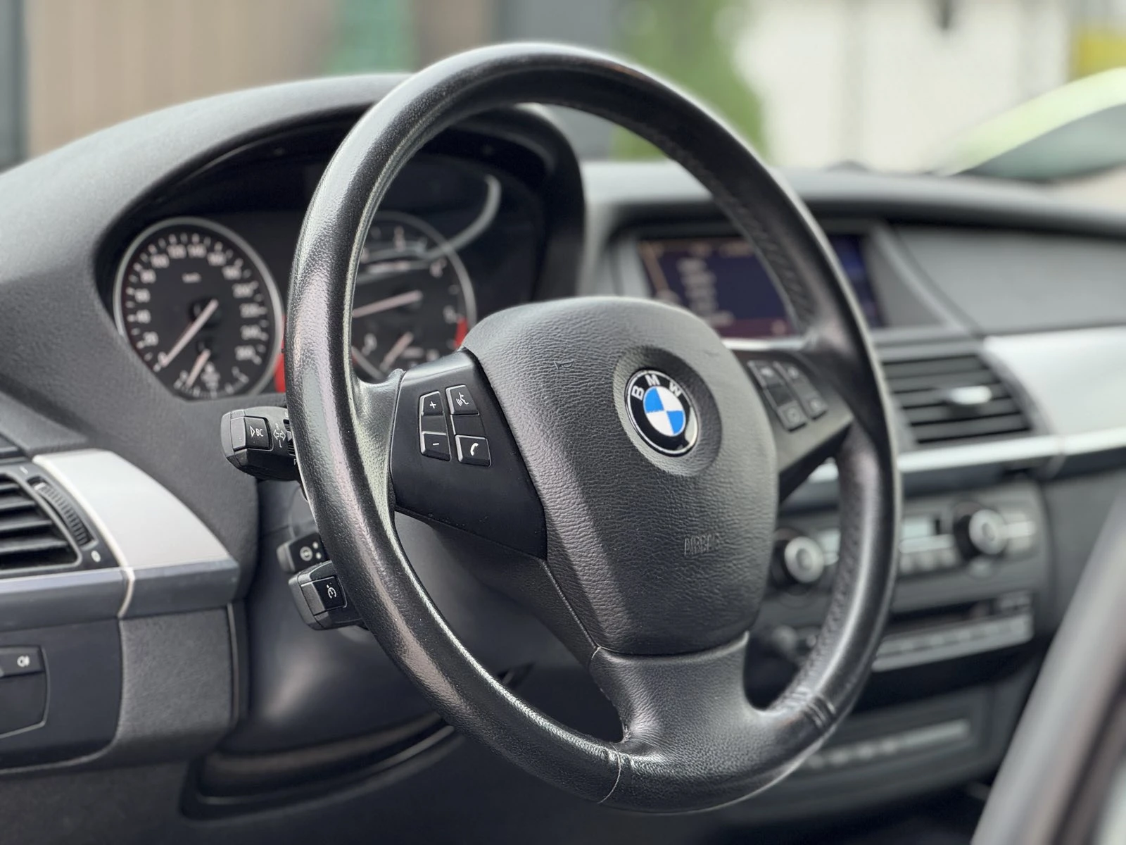 BMW X5 4.0D* Xdrive* 360* FULL - изображение 10