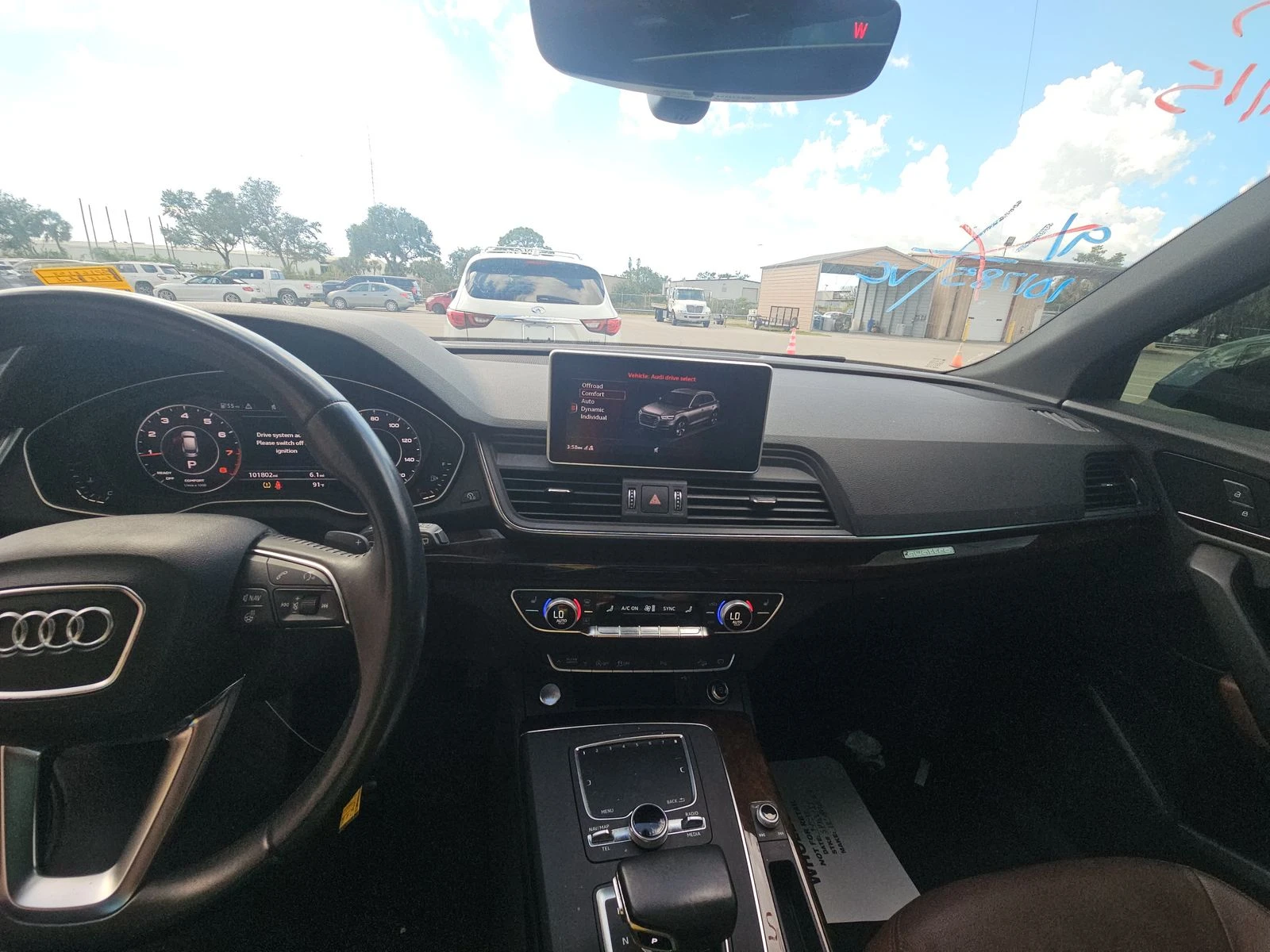 Audi Q5 MATRIX* KEYLESS* PANO* DIGITAL* APPLECARPLAY - изображение 8