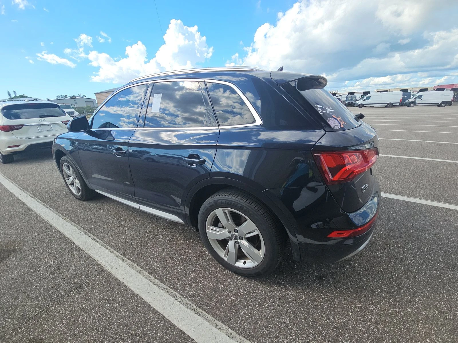 Audi Q5 MATRIX* KEYLESS* PANO* DIGITAL* APPLECARPLAY - изображение 6