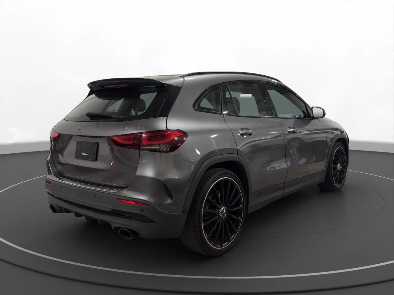 Mercedes-Benz GLA 35 AMG 4Matic - изображение 7