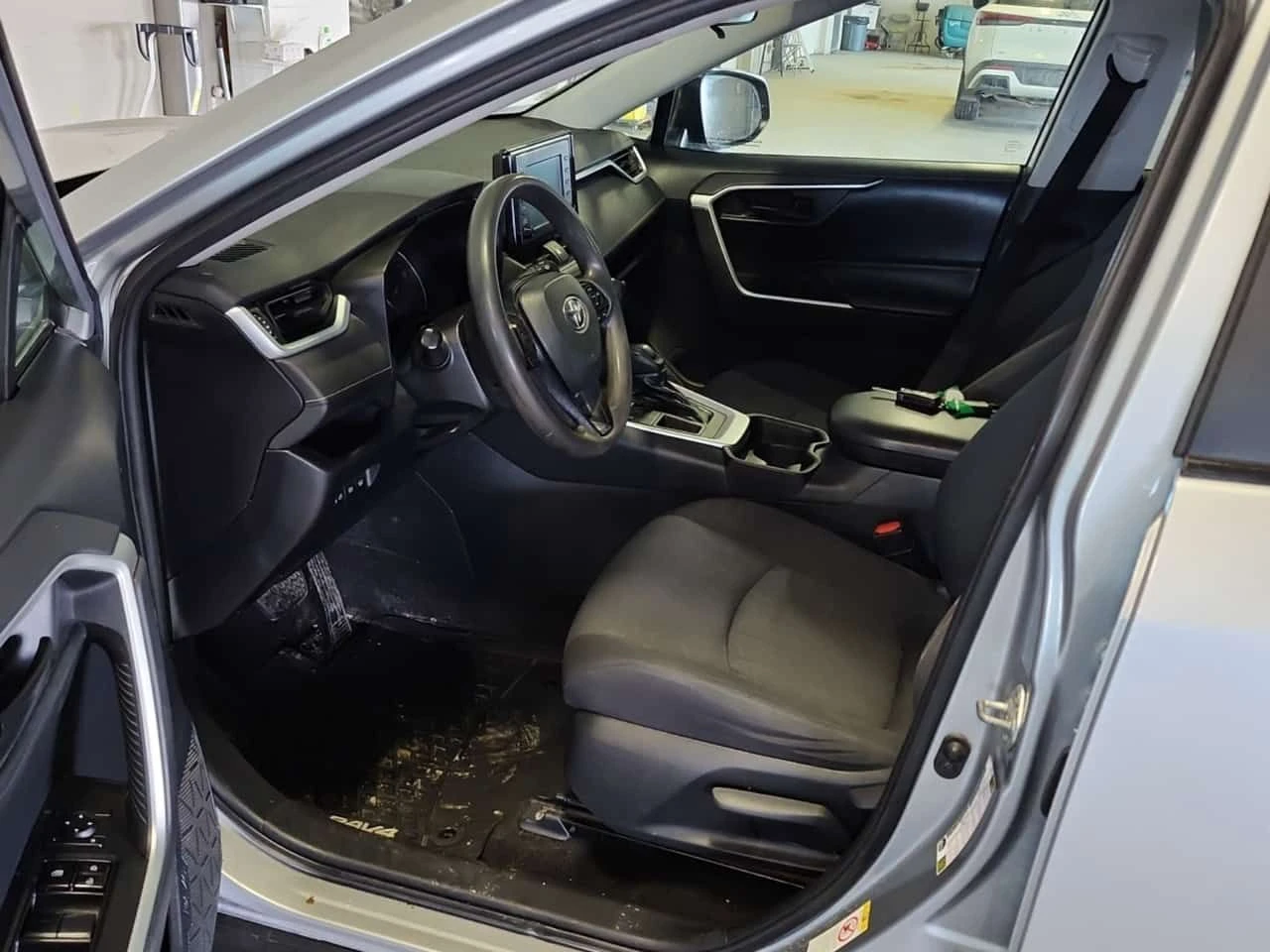 Toyota Rav4 * LE * CARFAX * ��� ����� | Mobile.bg � ����������� 5