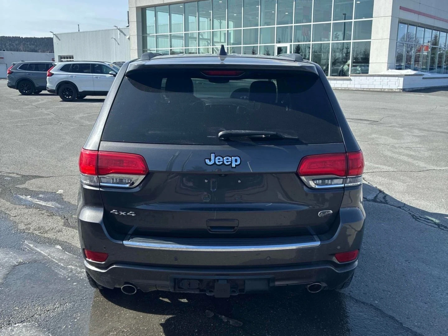 Jeep Grand cherokee Overland* AWD* Подгрев* Обдух* Пано* Камера, снимка 4 - Автомобили и джипове - 53751935