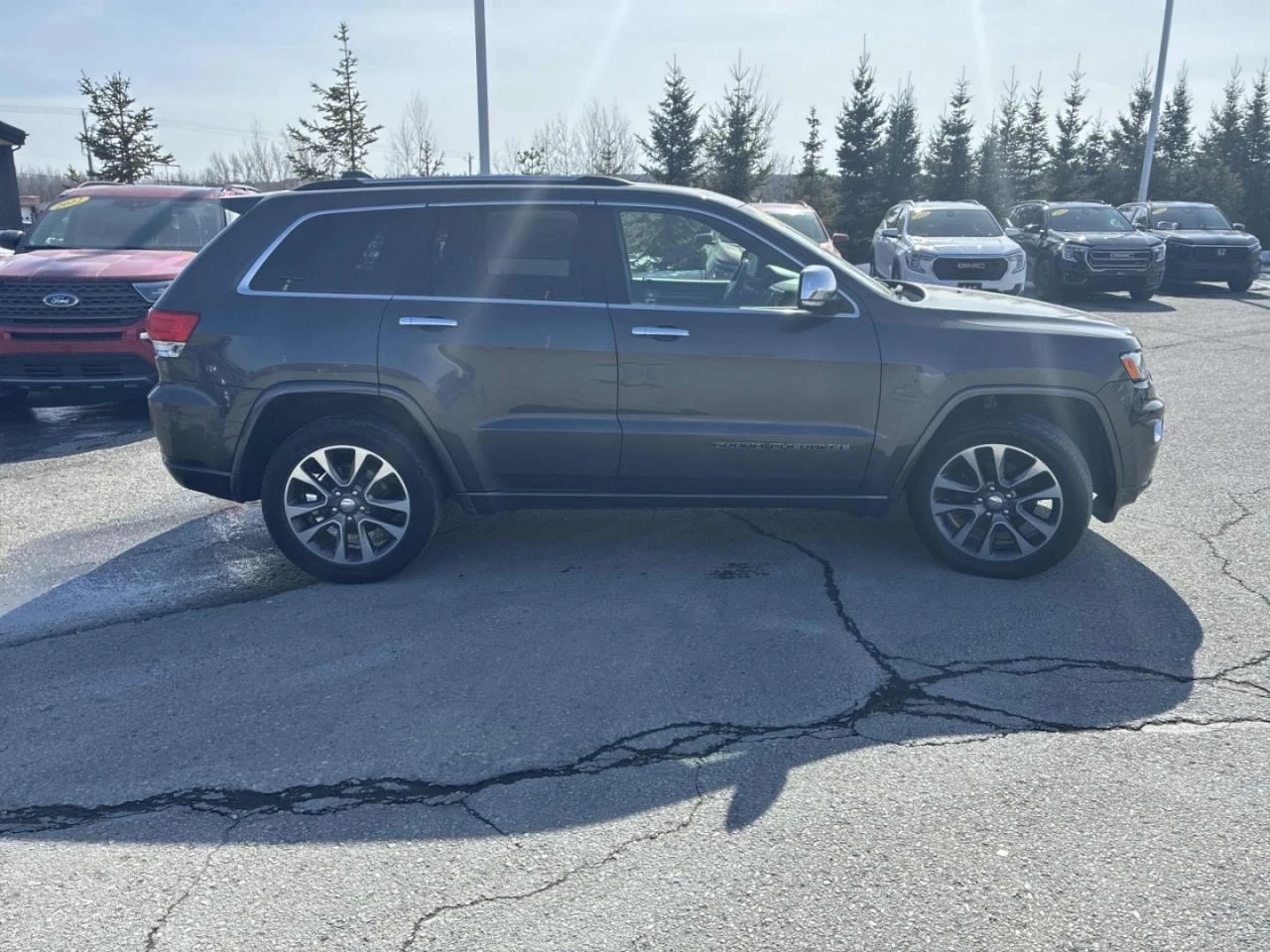 Jeep Grand cherokee Overland* AWD* Подгрев* Обдух* Пано* Камера, снимка 5 - Автомобили и джипове - 53751935