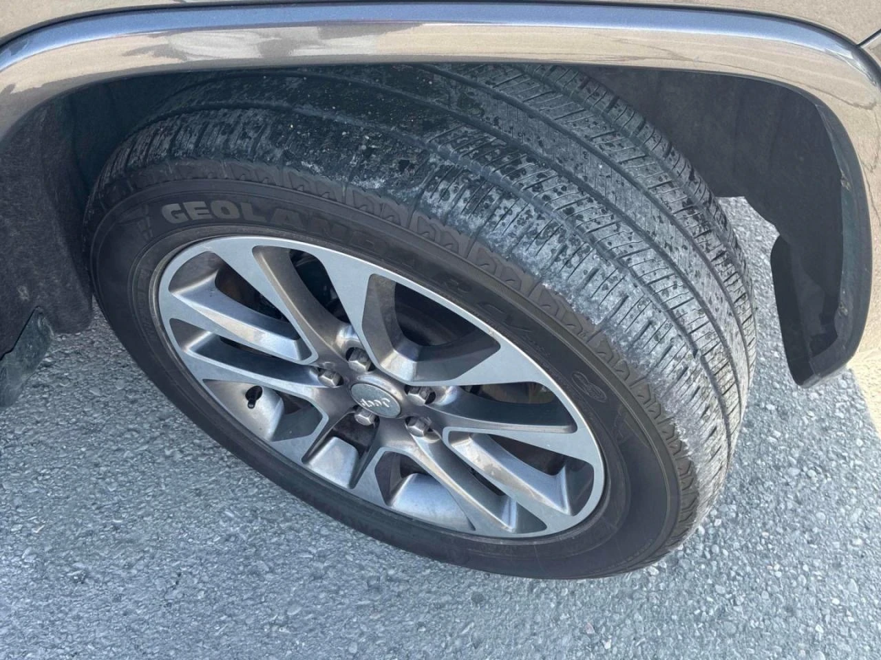 Jeep Grand cherokee Overland* AWD* Подгрев* Обдух* Пано* Камера, снимка 6 - Автомобили и джипове - 53751935