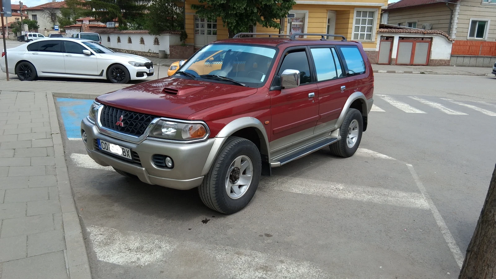 Mitsubishi Pajero sport 2.5tdi 99hp, снимка 2 - Автомобили и джипове - 54317175