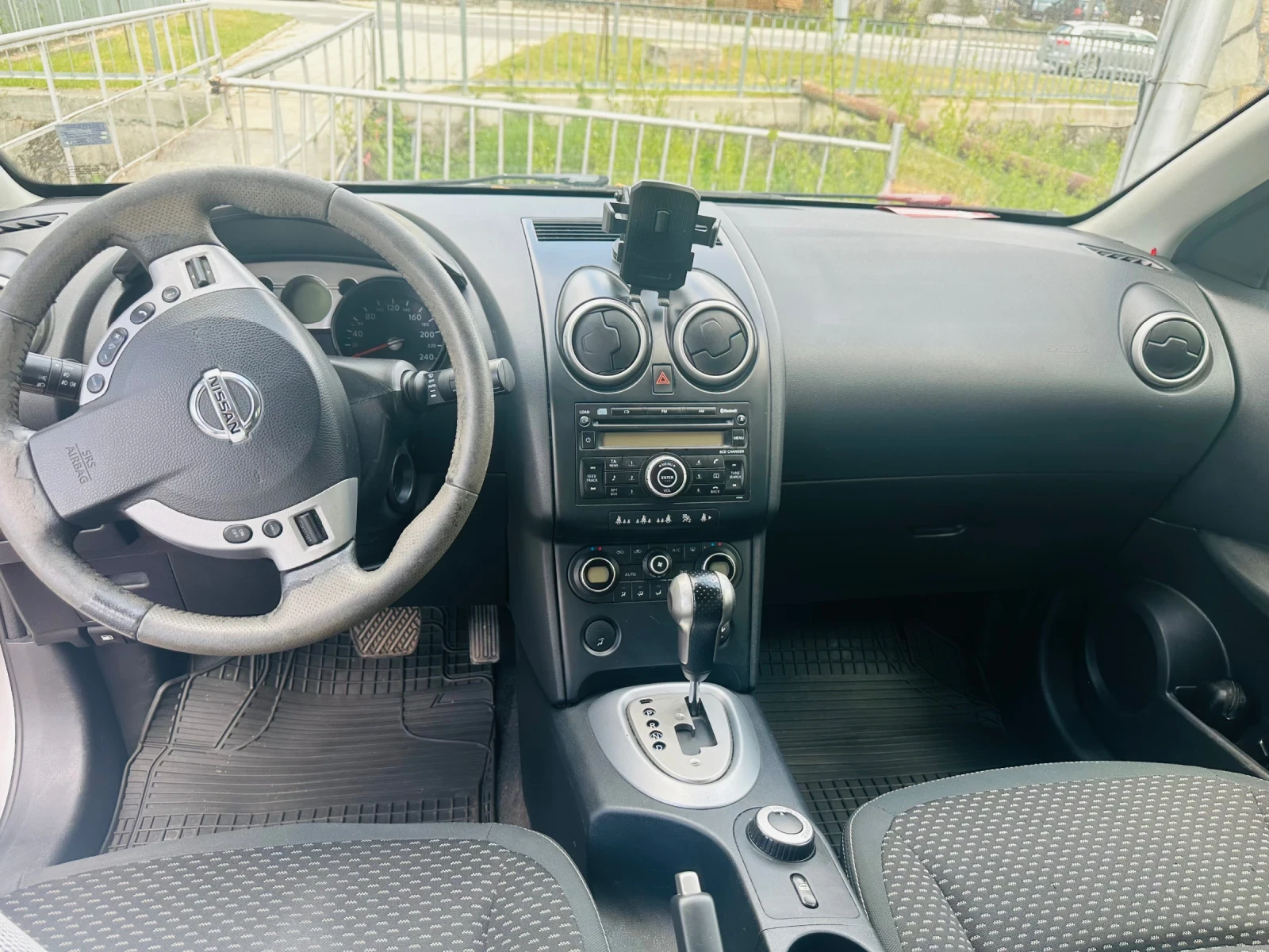 Nissan Qashqai, снимка 5 - Автомобили и джипове - 54424181