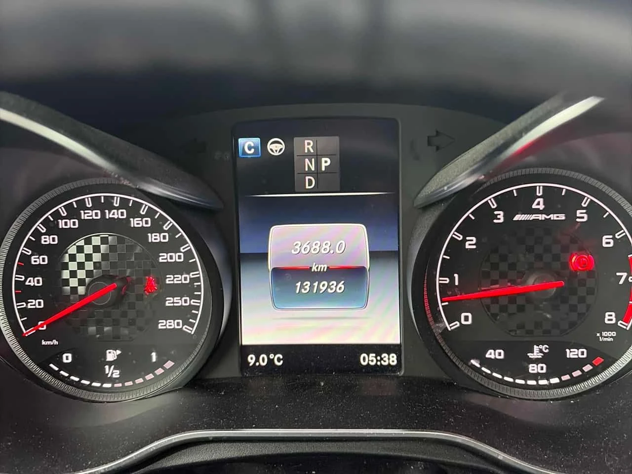 Mercedes-Benz GLC 43 AMG 4MATIC* DISTRONIC* BURMESTER* 360* , снимка 8 - Автомобили и джипове - 54445140
