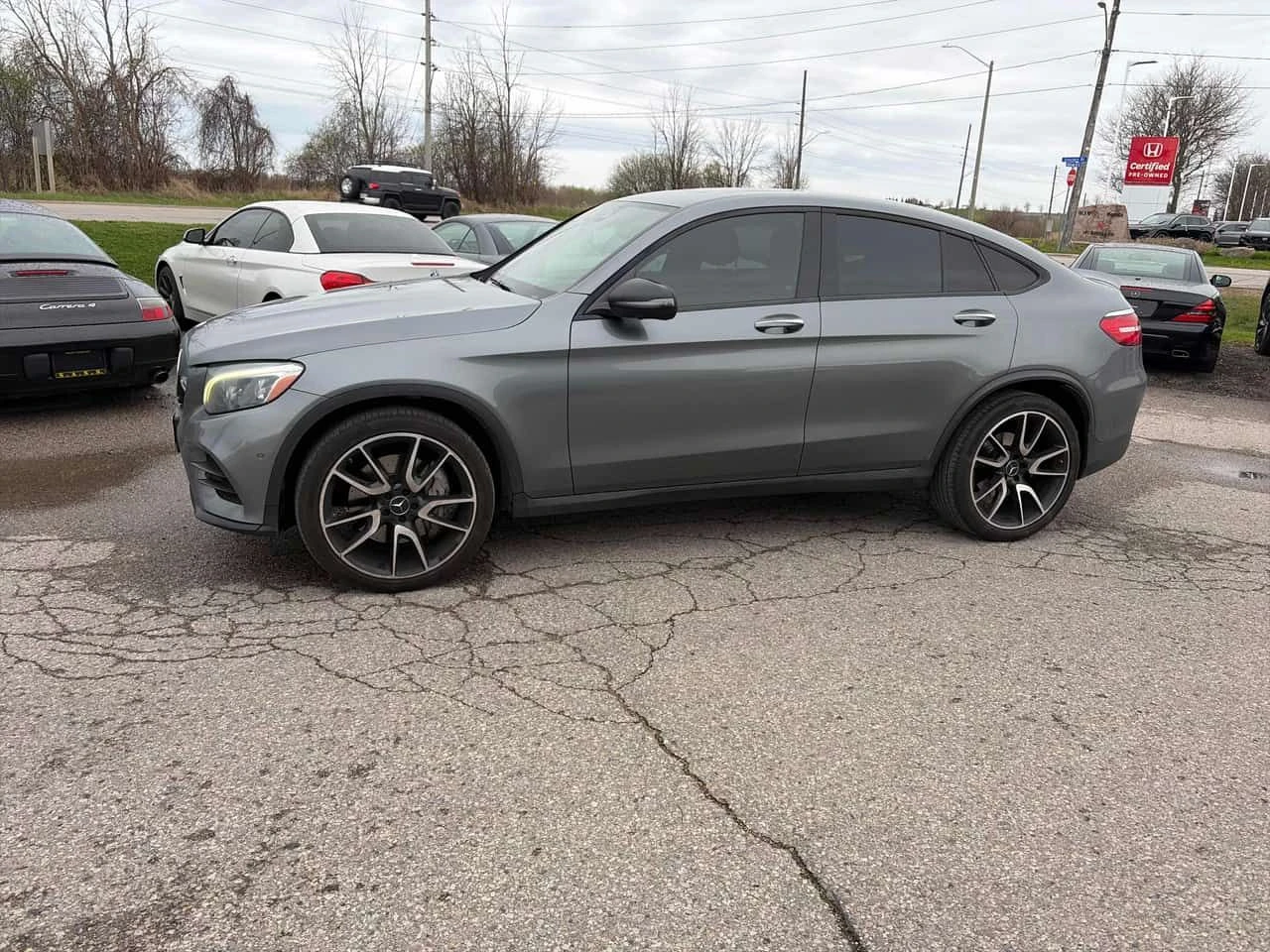 Mercedes-Benz GLC 43 AMG 4MATIC* DISTRONIC* BURMESTER* 360* , снимка 2 - Автомобили и джипове - 54445140