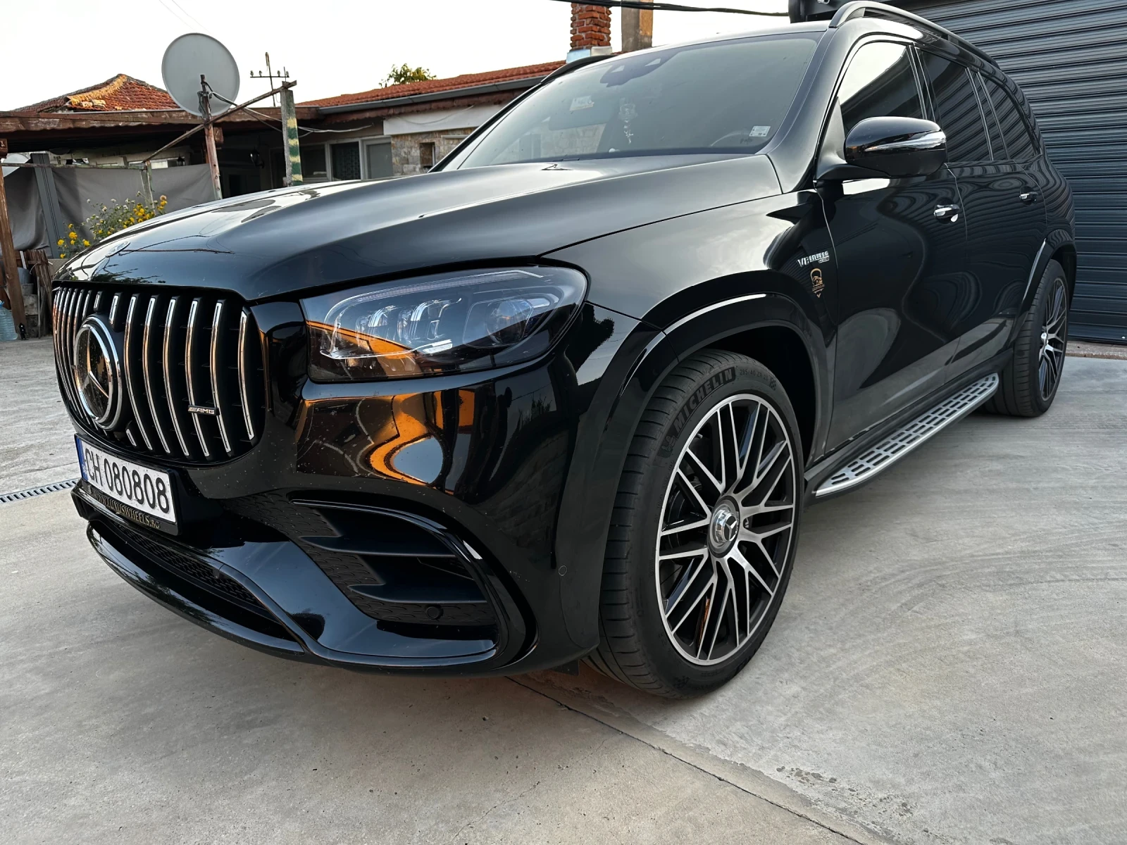 Mercedes-Benz GLS 63 AMG Individual Гаранционен 1-ви Собственик вкл.ДДС, снимка 7 - Автомобили и джипове - 55562311