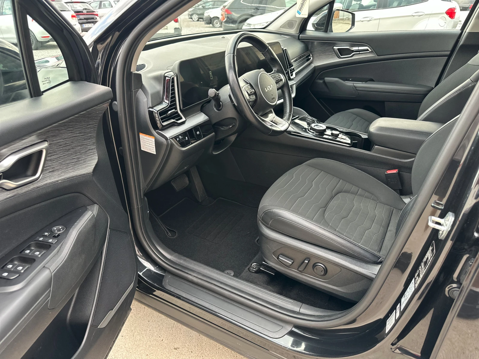 Kia Sportage 1.6CRDi MHEV, снимка 9 - Автомобили и джипове - 55927420