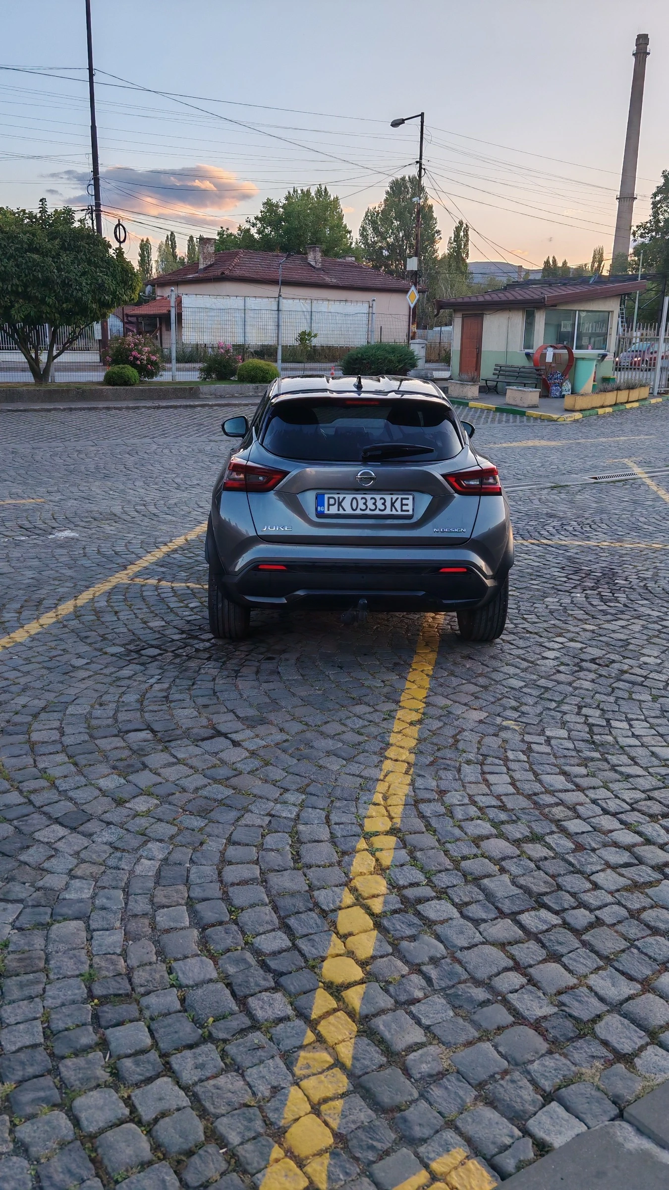 Nissan Juke N-Design 1.0 Dig-t DCT, снимка 8 - Автомобили и джипове - 56184784