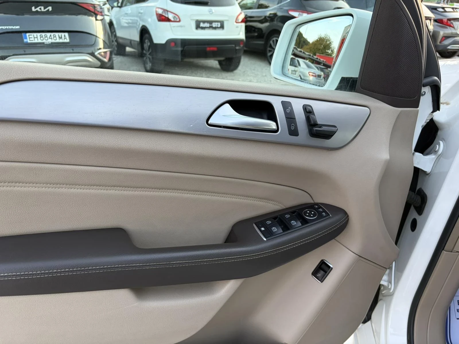 Mercedes-Benz ML 350 CDI, снимка 9 - Автомобили и джипове - 56439437