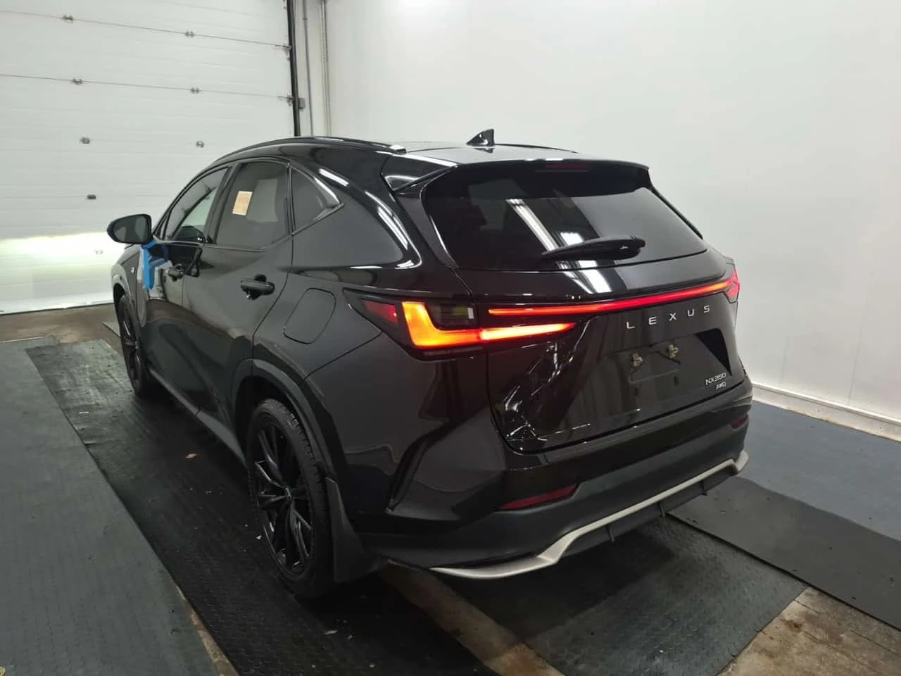 Lexus NX 300 2.4 Turbo Awd 350 / CARFAX / HUD / ���������  | Mobile.bg � ����������� 4