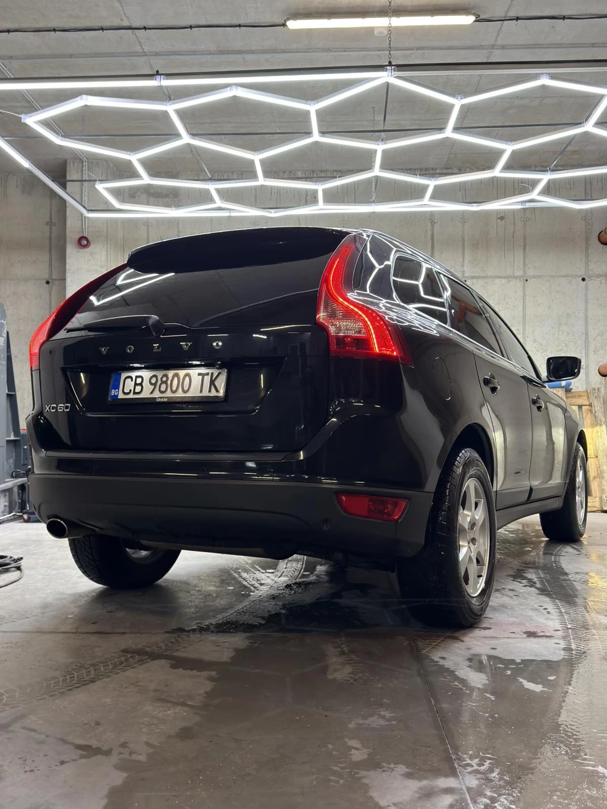 Volvo XC60 2.4 D5, снимка 6 - Автомобили и джипове - 56515024