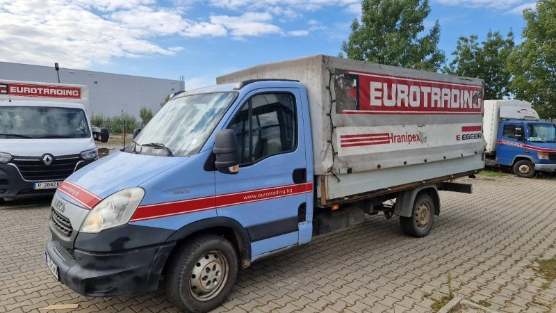 Iveco Daily 35S13, снимка 2 - Бусове и автобуси - 47264693