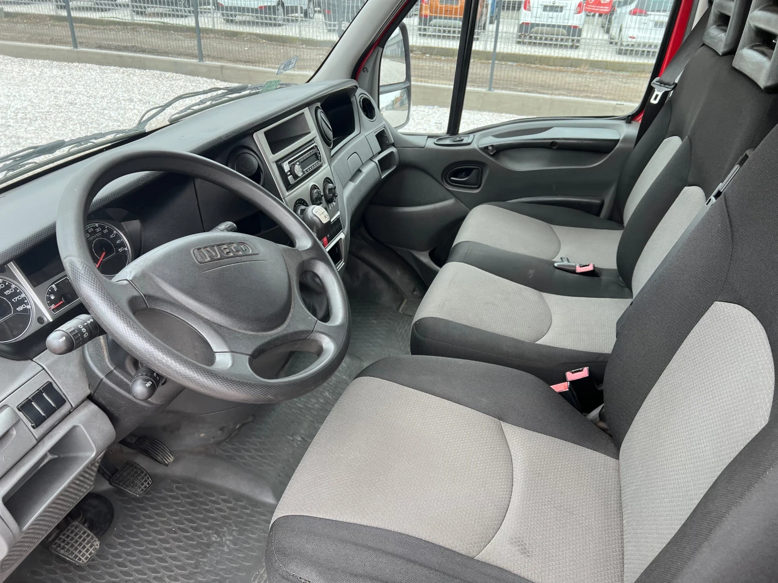 Iveco Daily 3.0 EEV Двойна гума - изображение 9