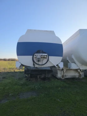 Полуремарке Други, снимка 3