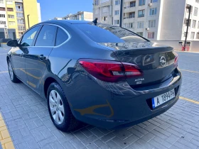 Opel Astra J 1.6 116к.с. НАВИ/Завиващи Фарове/Парктроници, снимка 5