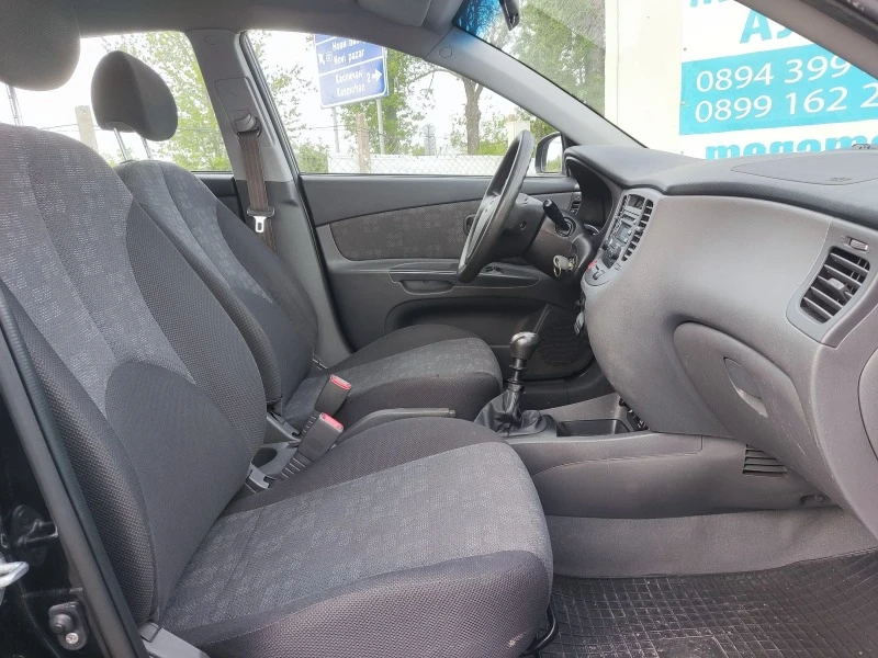 Kia Rio 1.4L-бензин /Климатик , снимка 15 - Автомобили и джипове - 45436881