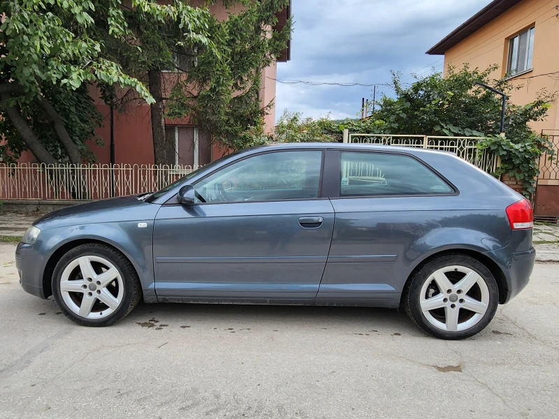 Audi A3 2.0 TDI Климатроник Темпомат, снимка 2 - Автомобили и джипове - 47319284