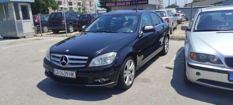 Mercedes-Benz C 220, снимка 1 - Автомобили и джипове - 47700934