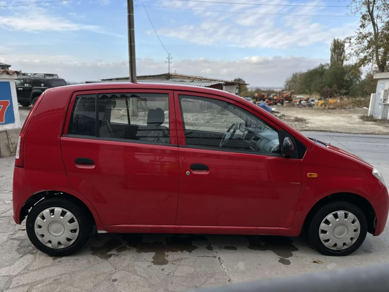 Daihatsu Cuore 1.0i, снимка 3 - Автомобили и джипове - 47955089