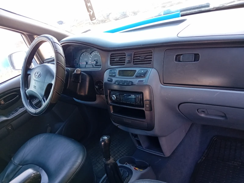 Hyundai Trajet 2.0 CRDI, снимка 5 - Автомобили и джипове - 48065538