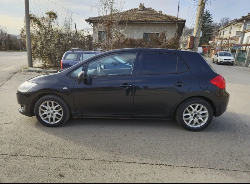 Toyota Auris 2.0 126, снимка 3 - Автомобили и джипове - 48365433