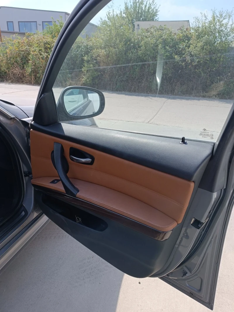 BMW 325 325xi e90 N53 3.0 218hp, снимка 11 - Автомобили и джипове - 52422071