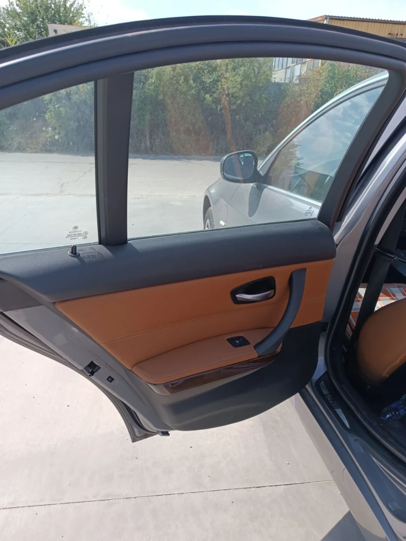 BMW 325 325xi e90 N53 3.0 218hp, снимка 12 - Автомобили и джипове - 52422071