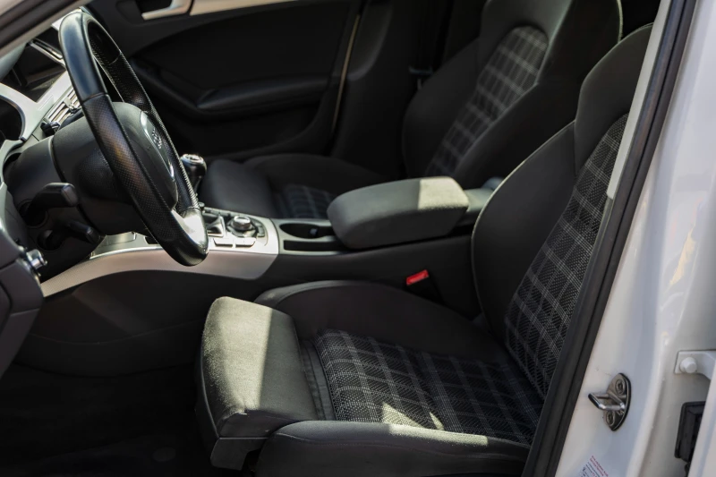 Audi A4 Quattro CAGA 2.0 143, снимка 14 - Автомобили и джипове - 52380244