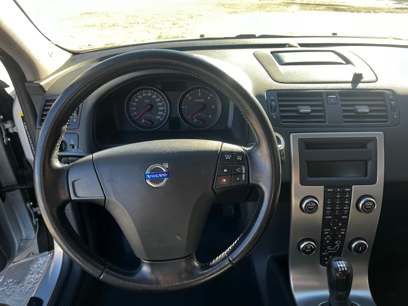 Volvo V50 High performance edition, снимка 13 - Автомобили и джипове - 52428551