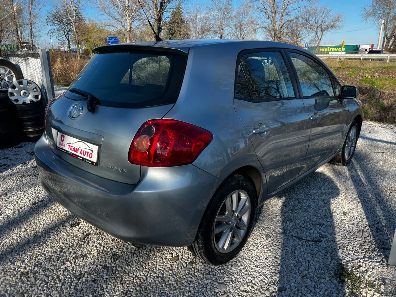 Toyota Auris 1.6i 152000km., снимка 6 - Автомобили и джипове - 52910239