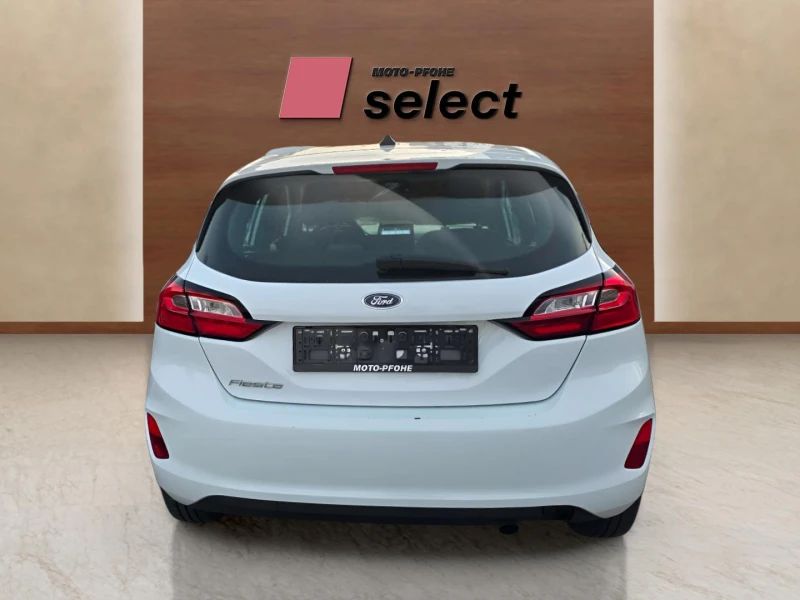 Ford Fiesta 1.1, снимка 6 - Автомобили и джипове - 53429546