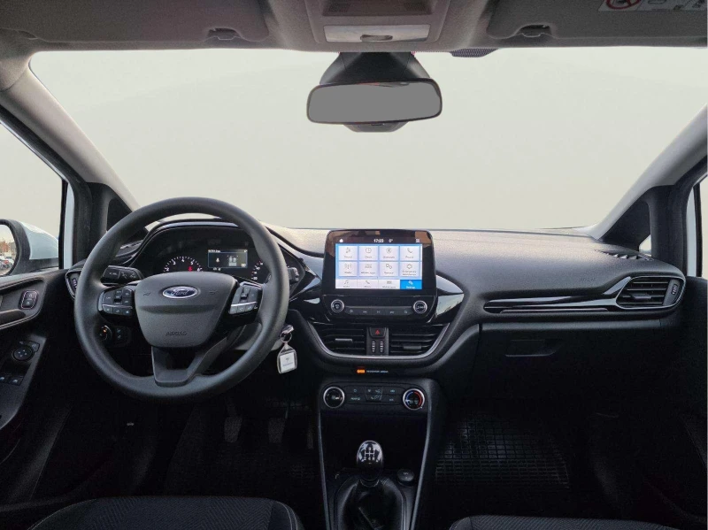 Ford Fiesta 1.1, снимка 11 - Автомобили и джипове - 53429546