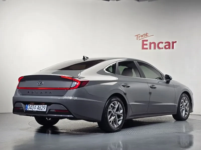 Hyundai Sonata 2.0 Lpg Style, снимка 2 - Автомобили и джипове - 56657654