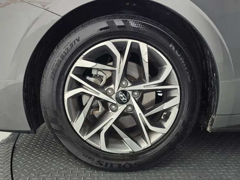 Hyundai Sonata 2.0 Lpg Style, снимка 5 - Автомобили и джипове - 56657654