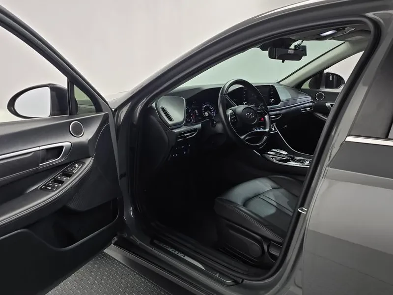Hyundai Sonata 2.0 Lpg Style, снимка 10 - Автомобили и джипове - 56657654