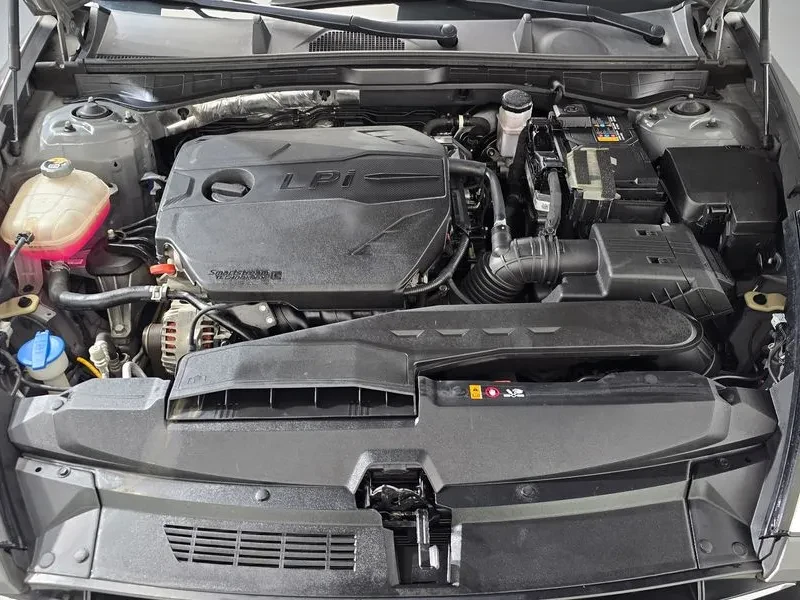 Hyundai Sonata 2.0 Lpg Style, снимка 6 - Автомобили и джипове - 56657654