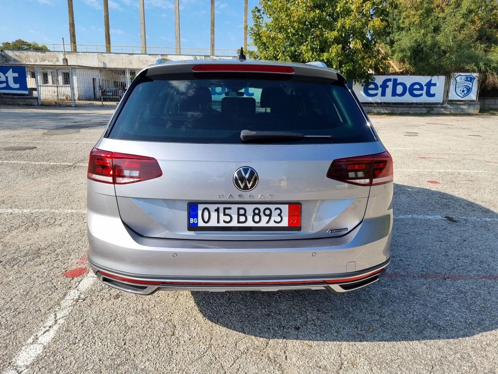 VW Passat Alltrack 2.0TDI Face 4Motion 200кс Digital 2022г - изображение 6