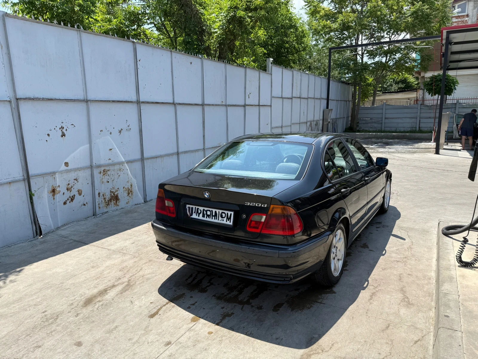 BMW 320  - изображение 3
