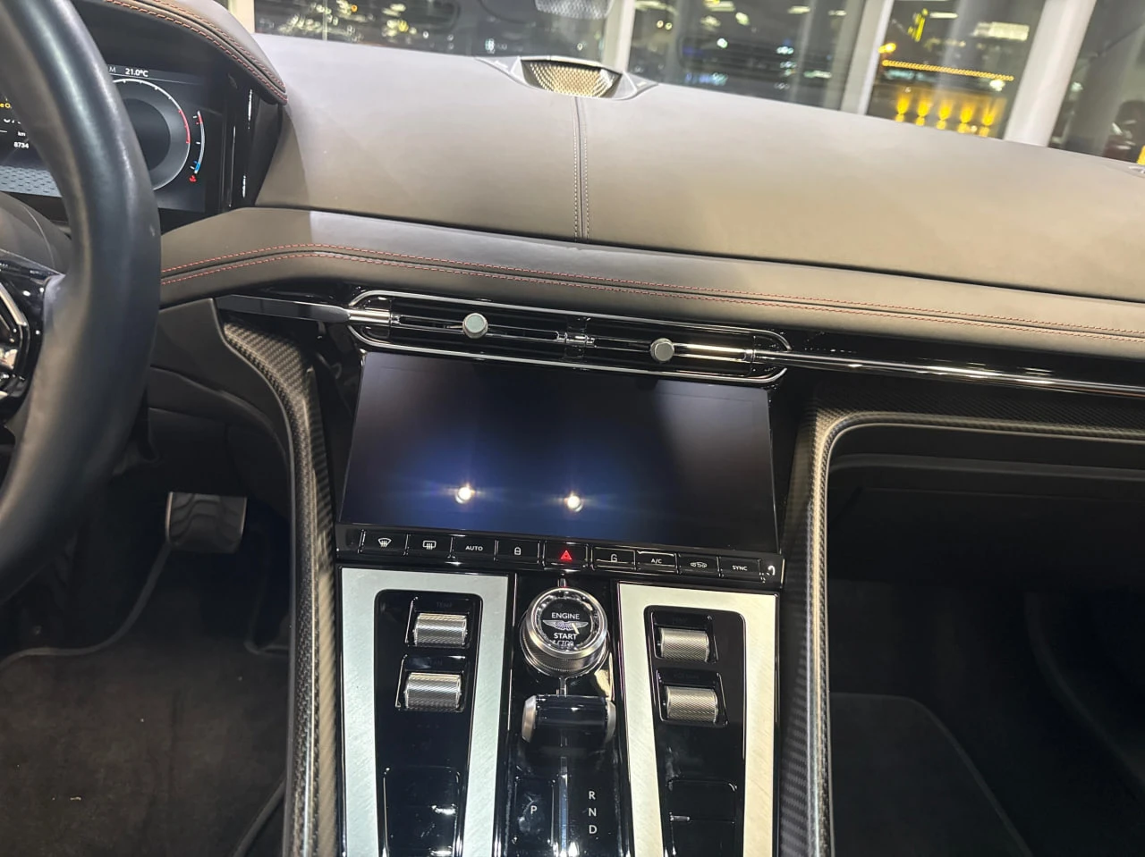 Aston Martin Други DB12* CARFAX* АВТОФИНАНС БЕЗ ПЪРВОНАЧАЛНА ВНОСКА - изображение 9